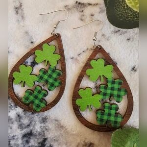 St.Patrick's Theme Earring